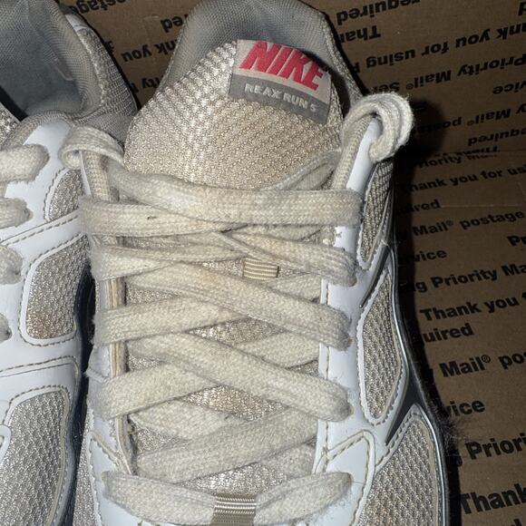 Nike Reax Run 5 Womens White Gray and Pink Running Shoe Size 9.5 - Picture 6 of 15